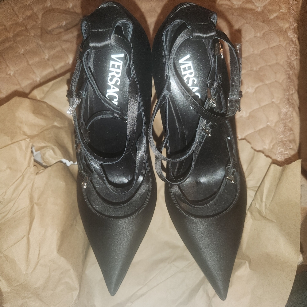 Versace Tempest Pointed Platform Pumps size EU 40 NEW Satin Black - Picture 6 of 7